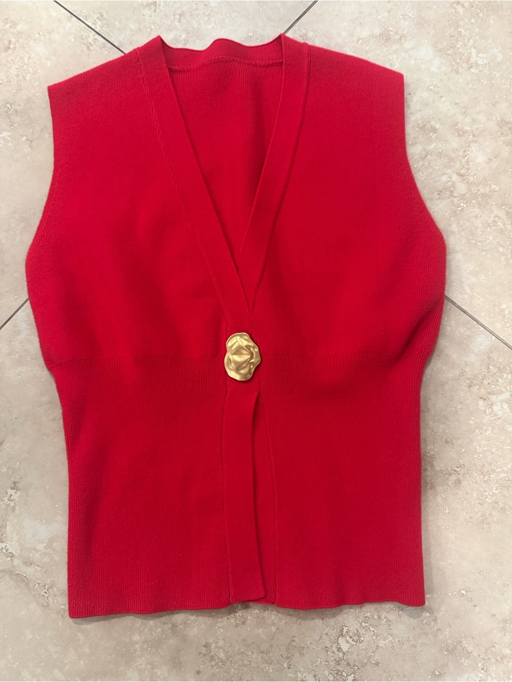 Commense Red V-Neck Sleeveless Knit Tank with Gold Accent Button